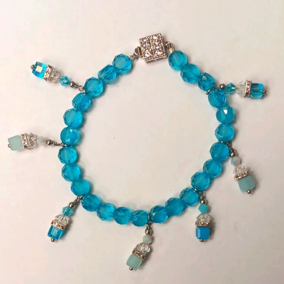 Handcrafted Beaded Bracelet 8" London Bridges - Picture 1 of 4